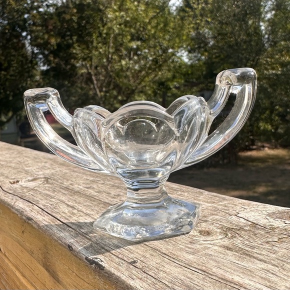 Antique  KRYSTOL Central Glass Works Trophy Open Salt Footed Cellar - Picture 3 of 8